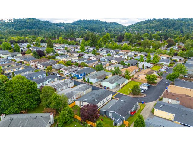 1949 Se PALMQUIST Rd 66, Gresham, OR 97080