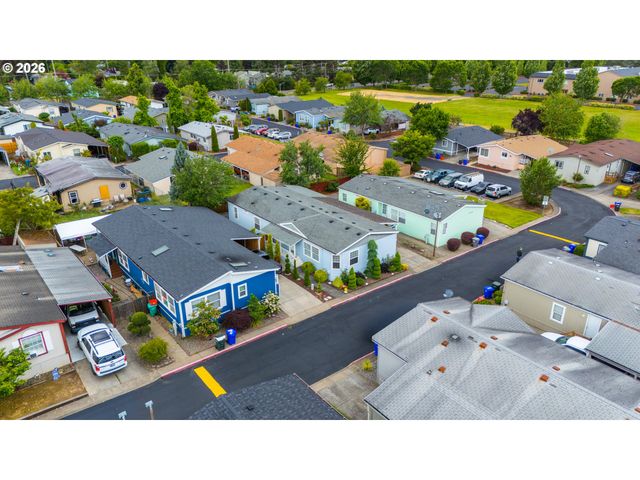 1949 Se PALMQUIST Rd 66, Gresham, OR 97080