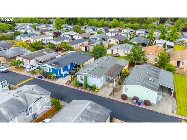 1949 Se PALMQUIST Rd 66, Gresham, OR 97080