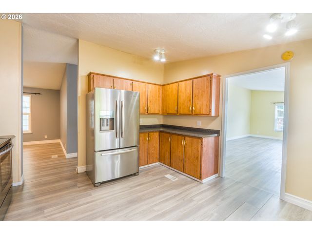1949 Se PALMQUIST Rd 66, Gresham, OR 97080