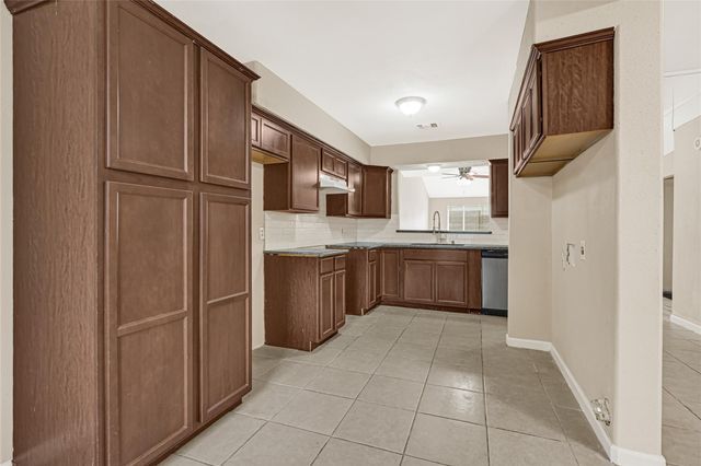 15528 Weldon Drive Drive, Houston, TX 77032