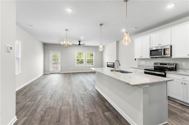 5284 Magnolia Grove Way, Gainesville, GA 30504