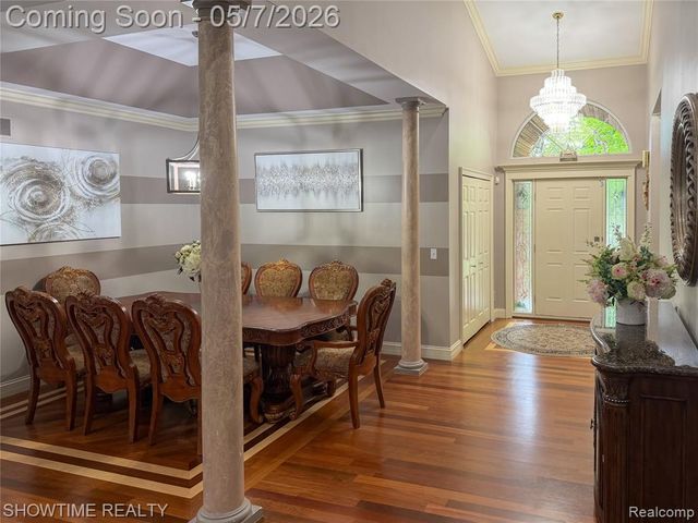 22150 Abington Drive, Farmington Hills, MI 48335