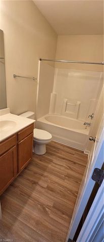 2421 Eagle Creek Court, Winston-salem, NC 27103