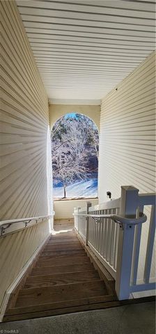 2421 Eagle Creek Court, Winston-salem, NC 27103