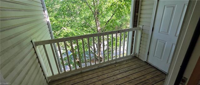 2421 Eagle Creek Court, Winston-salem, NC 27103