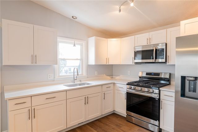 60 Ophelia Street, Providence, RI 02909