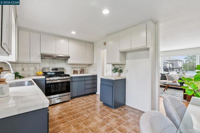 1315 1315 El Curtola, Lafayette, CA 94549