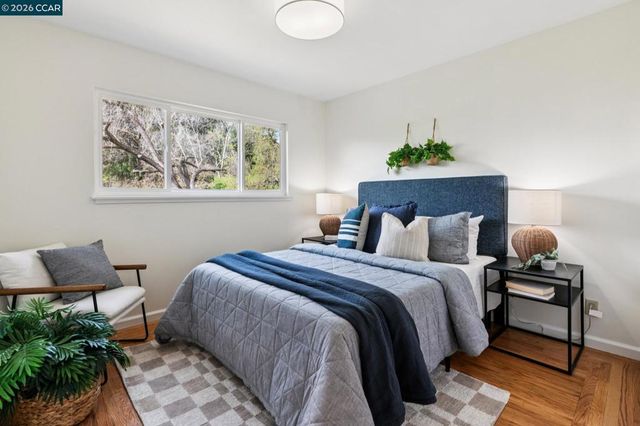 1315 1315 El Curtola, Lafayette, CA 94549