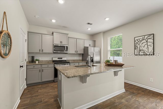 49 Cedar View Cir, Bluffton, SC 29909