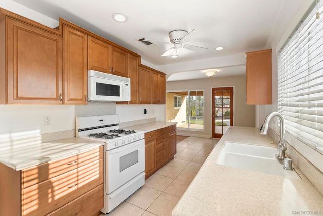 7225 Baldrich St, La Mesa, CA 91942