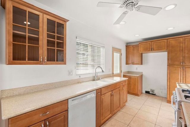 7225 Baldrich St, La Mesa, CA 91942