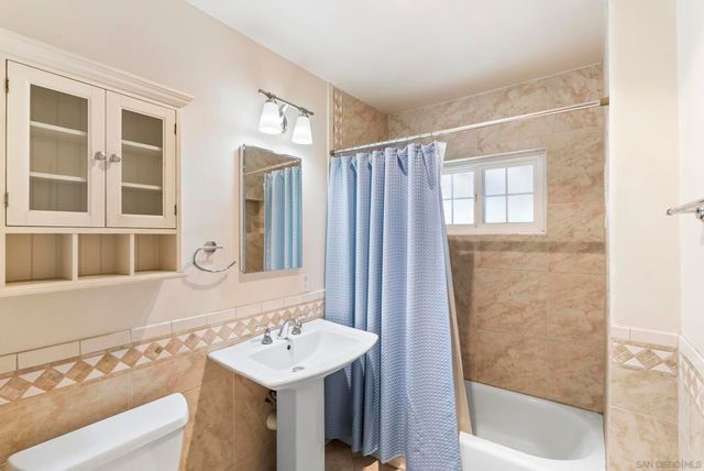 7225 Baldrich St, La Mesa, CA 91942