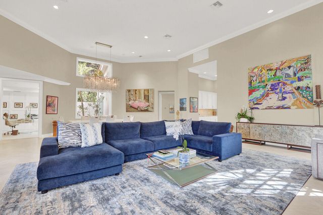 13872 Degas Drive E, Palm Beach Gardens, FL 33410