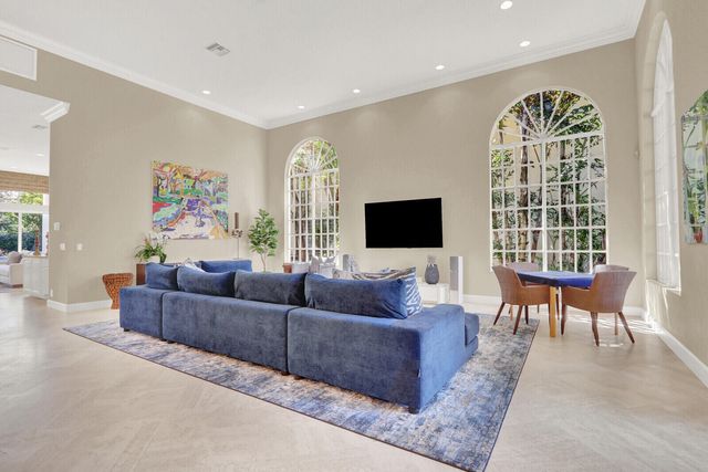 13872 Degas Drive E, Palm Beach Gardens, FL 33410