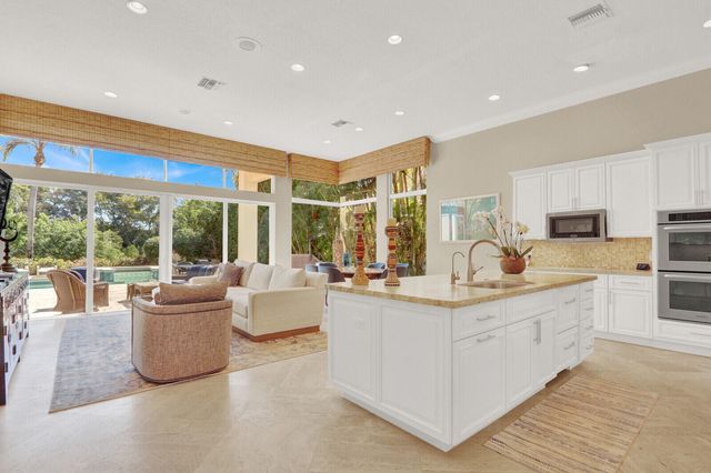 13872 Degas Drive E, Palm Beach Gardens, FL 33410