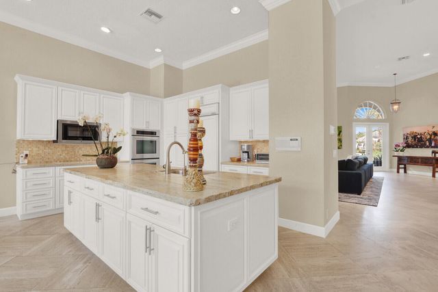 13872 Degas Drive E, Palm Beach Gardens, FL 33410