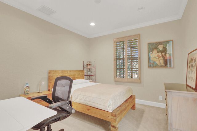 13872 Degas Drive E, Palm Beach Gardens, FL 33410