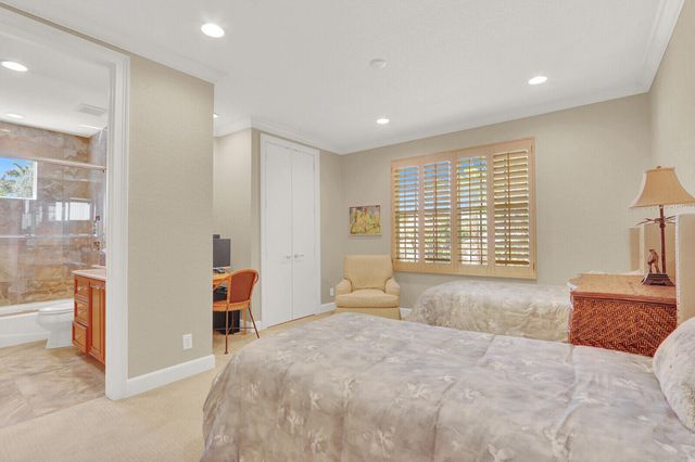 13872 Degas Drive E, Palm Beach Gardens, FL 33410