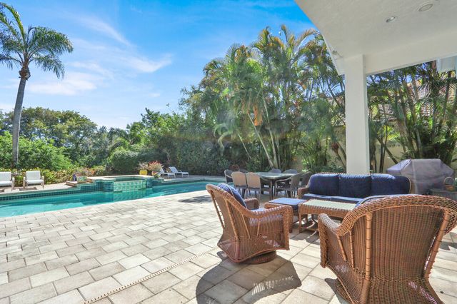 13872 Degas Drive E, Palm Beach Gardens, FL 33410