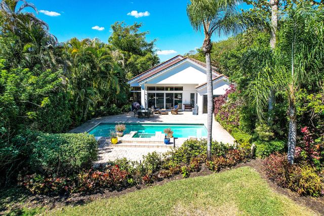 13872 Degas Drive E, Palm Beach Gardens, FL 33410