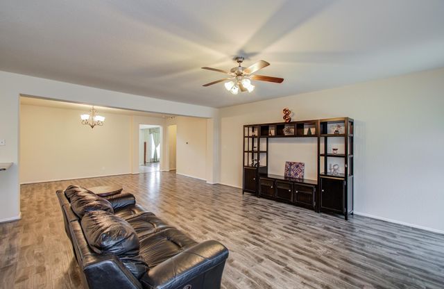 6815 Maize Clearing Trail, Humble, TX 77338