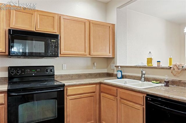 6218 Escalade Point, Colorado Springs, CO 80923