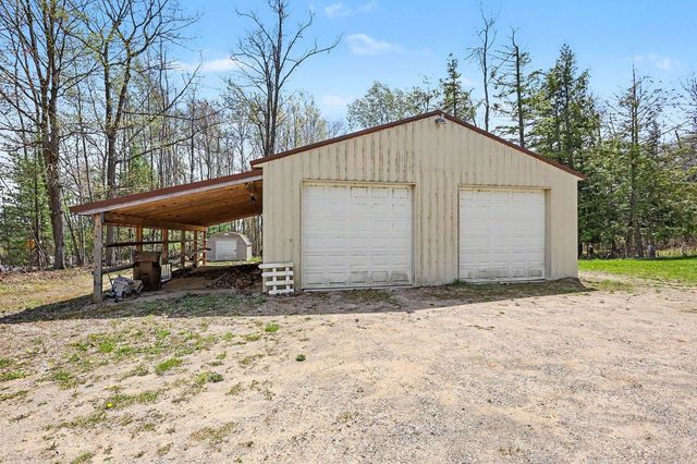 1015 Shaw Road, Gladwin, MI 48624