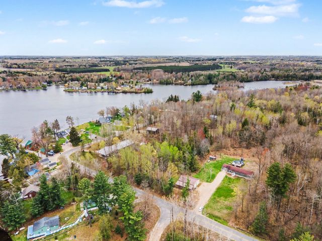 1015 Shaw Road, Gladwin, MI 48624