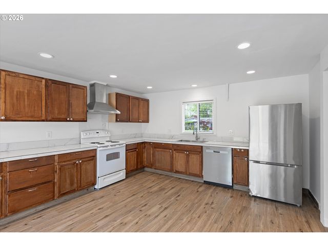 4840 Sw 197TH Pl, Beaverton, OR 97078