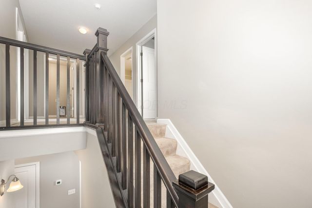 7995 Narrow Leaf Drive, Blacklick, OH 43004
