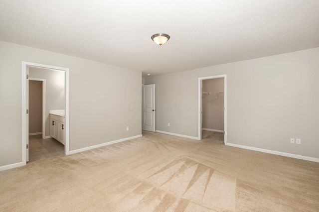 7995 Narrow Leaf Drive, Blacklick, OH 43004