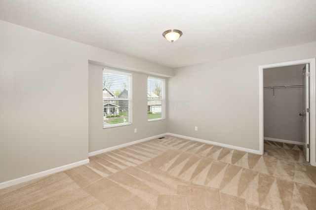 7995 Narrow Leaf Drive, Blacklick, OH 43004
