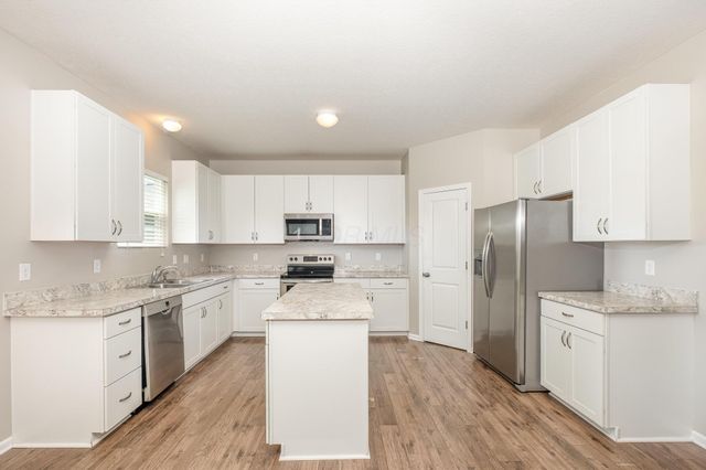 7995 Narrow Leaf Drive, Blacklick, OH 43004