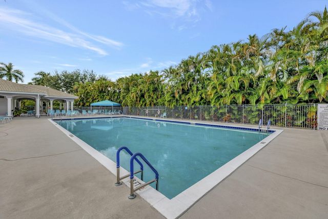5916 Seashell Terrace, Boynton Beach, FL 33437