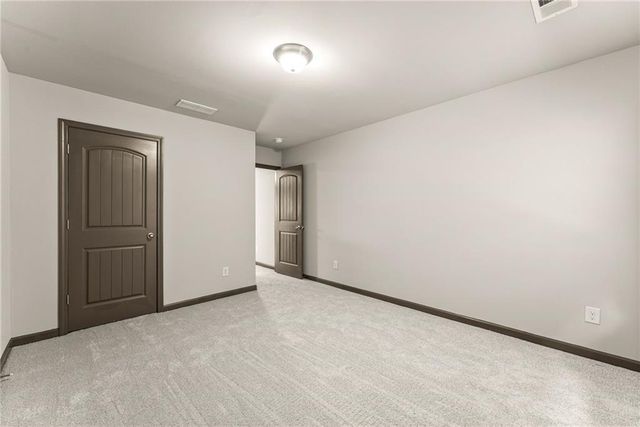 872 Whitfield Oak Road, Auburn, GA 30011