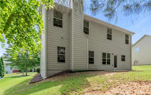 872 Whitfield Oak Road, Auburn, GA 30011