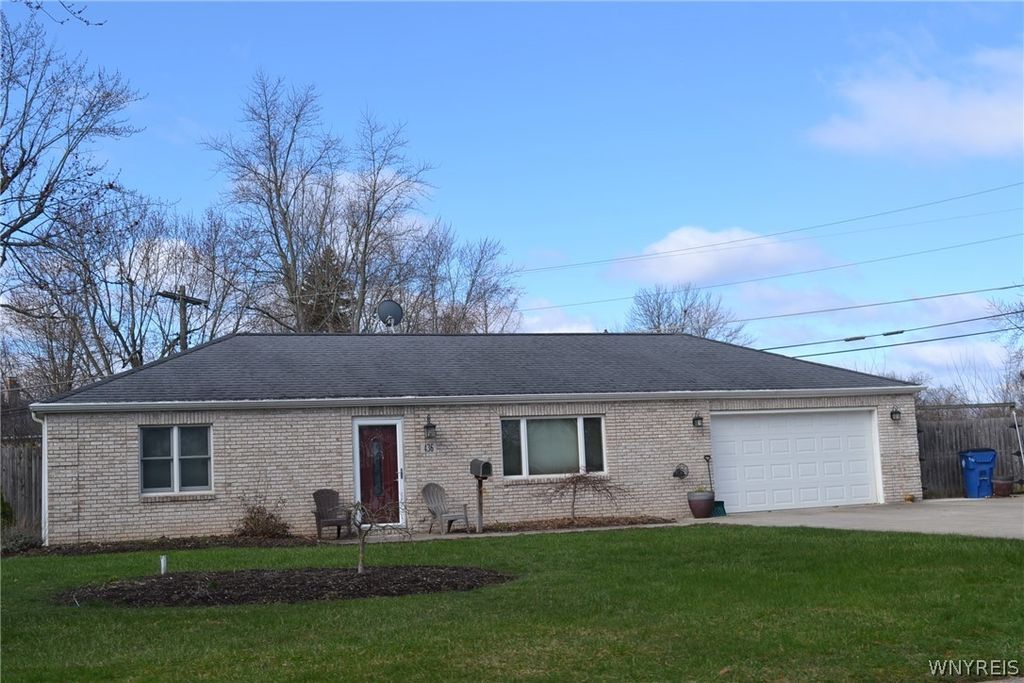 436 Campus Drive, Amherst, NY 14226