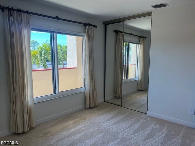 7402 Lake Breeze DR 202, Fort Myers, FL 33907