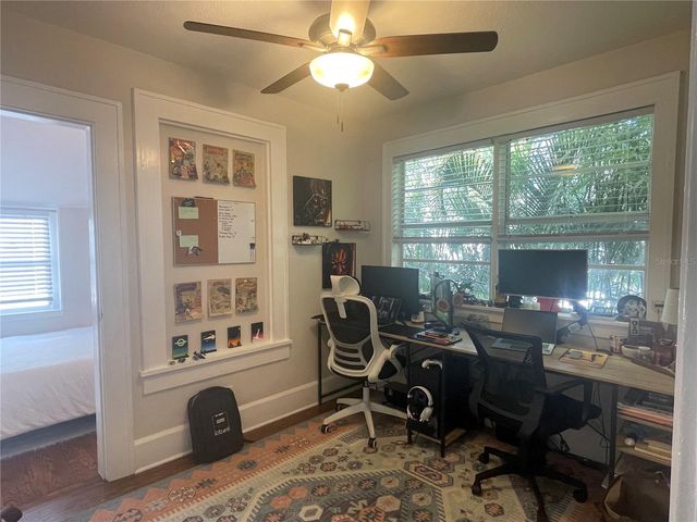 2624 12TH STREET N 2, St Petersburg, FL 33704