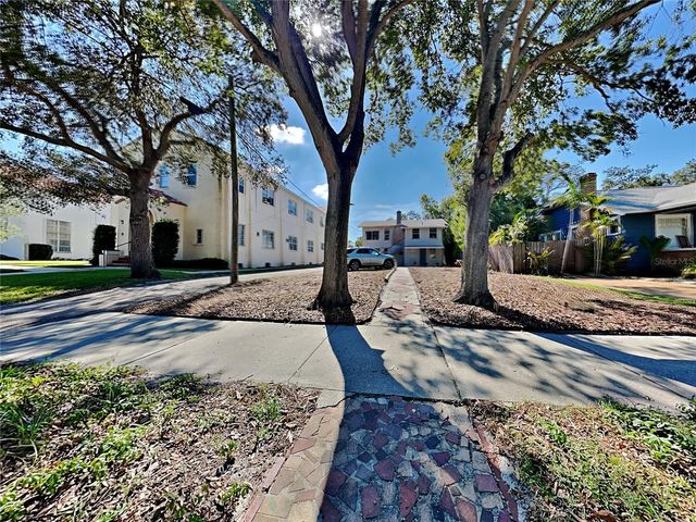 2624 12TH STREET N 2, St Petersburg, FL 33704