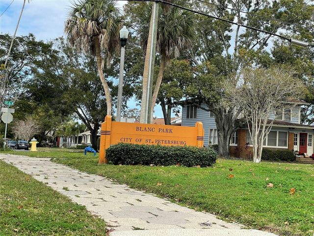 2624 12TH STREET N 2, St Petersburg, FL 33704