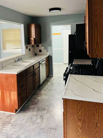 236 Vernon Drive, Bolingbrook, IL 60440