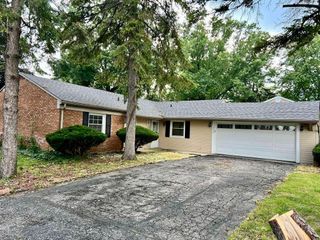 236 Vernon Drive, Bolingbrook, IL 60440