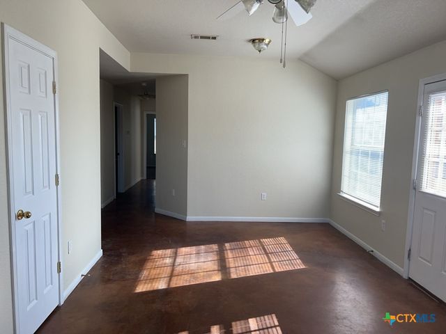 3101 Yaupon Road B, Copperas Cove, TX 76522