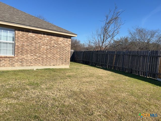 3101 Yaupon Road B, Copperas Cove, TX 76522