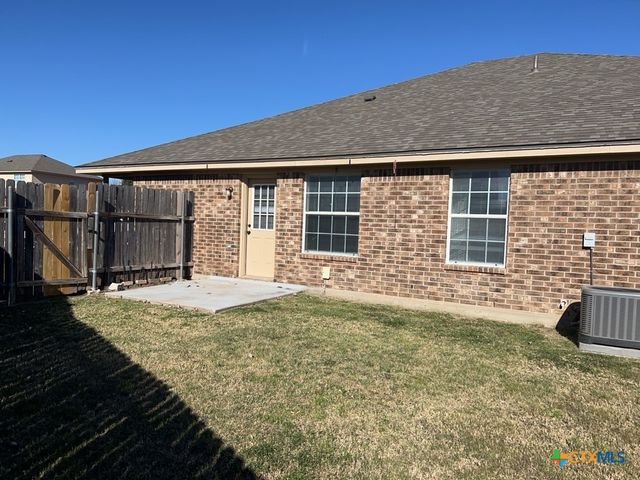3101 Yaupon Road B, Copperas Cove, TX 76522