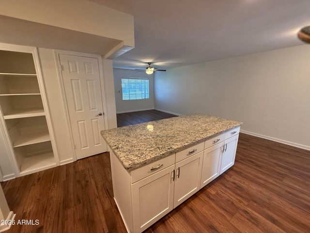 2405 W CITRUS Way, Phoenix, AZ 85015