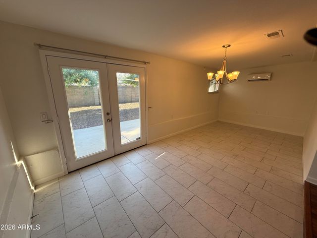 2405 W CITRUS Way, Phoenix, AZ 85015