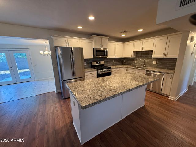 2405 W CITRUS Way, Phoenix, AZ 85015